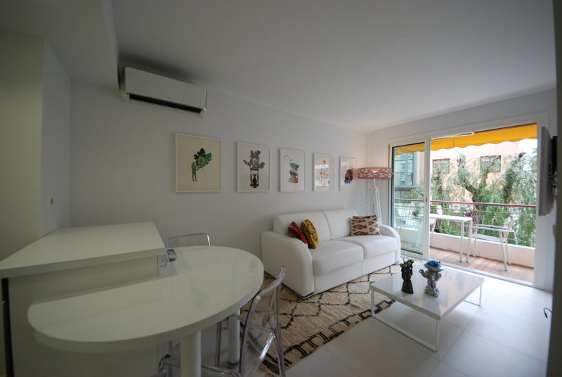 A louer charmant appartement lumineux de 2 chambres Cannes centre
